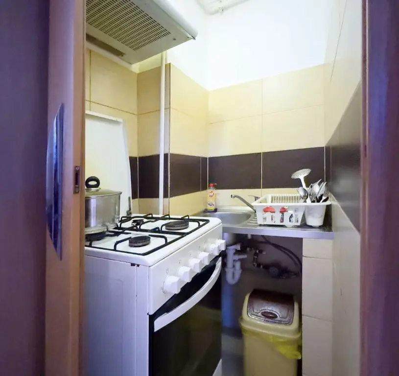Apartament 2 camere decomandat, renovat,mobilat,utilat,centrala