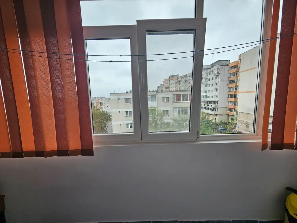 De vânzare apartament 3 camere, Prudu – Complex 2