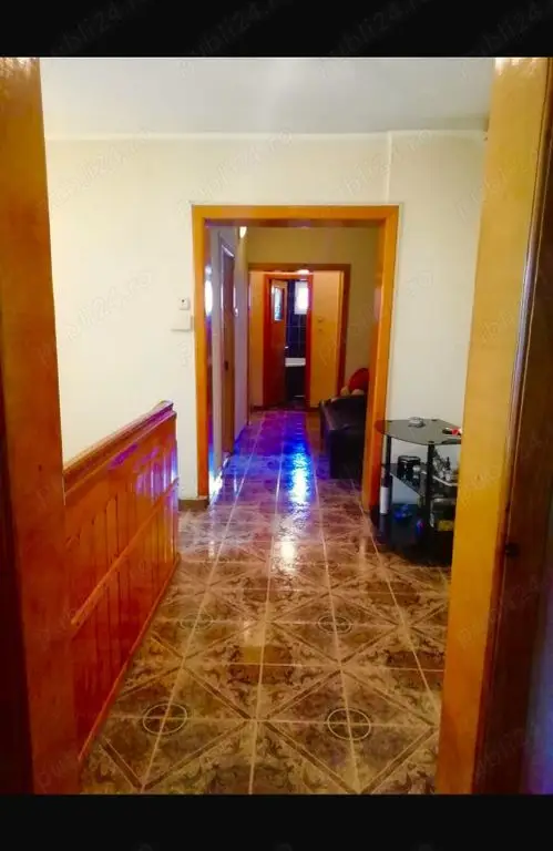 PROPRIETAR,Apartament cu 5 camere decomandat, duplex, et.4 si 5 .Bld. luliu maniu