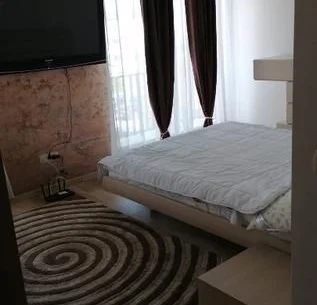 BRASADAS vinde 1/2 duplex în cartierul Europa.