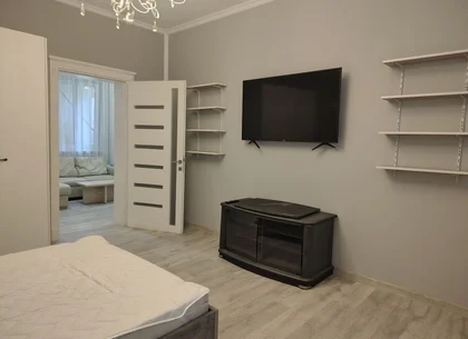 Apartament 3 camere la casa ,ultracentral, 550 E neg. Comision 50%