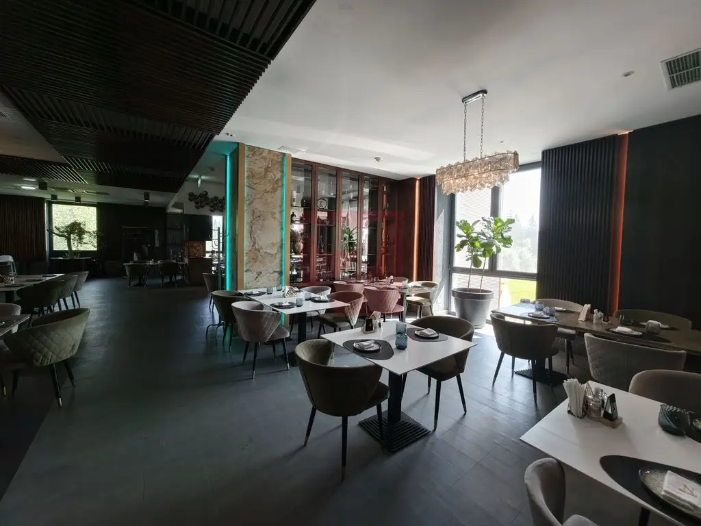 2 apartamente intr-unul singur!