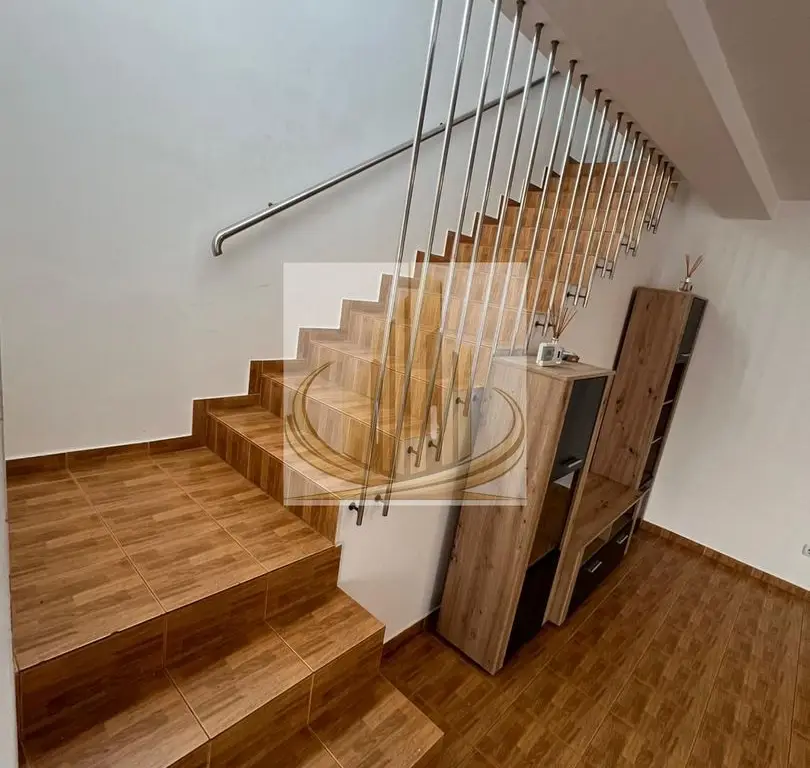 Casă individuală, 115 mp – Dumbrăvița, zonă liniștită, aproape de lac