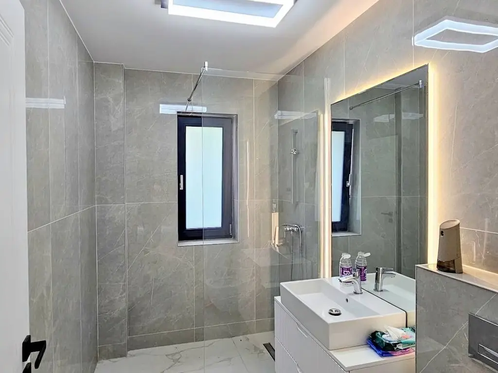 De inchiriat apartament cu 2 camere, Milcov Residence, et. 1, 700 euro