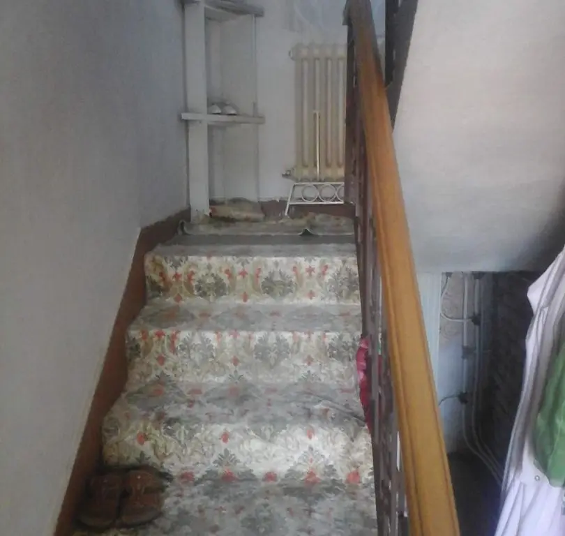 BRASADAS vinde casa cu etaj 4 cam 4 ari in zona 14 Mai.