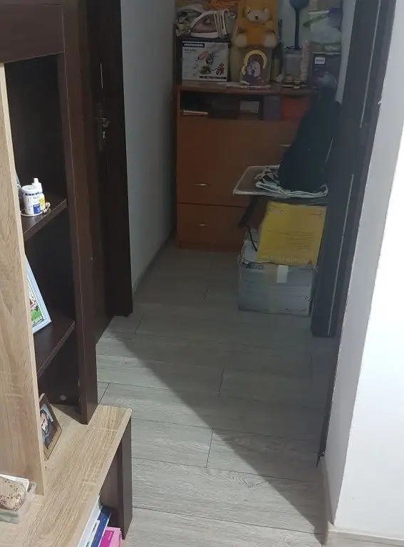 Proprietar vând ap. 4 camere