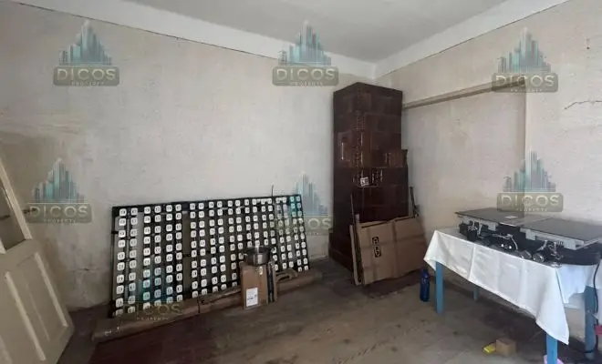 Casă de vânzare cu 3 camere