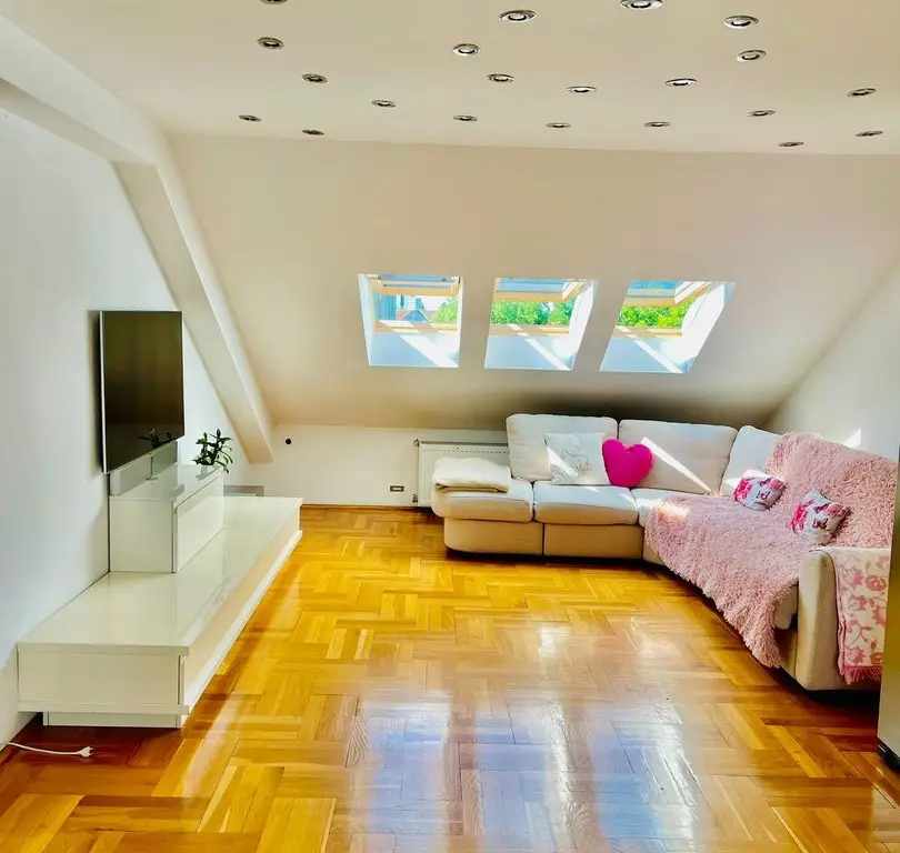 Brasadas vinde apartament cu 3 camere, NOU 116mp.