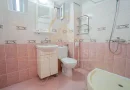Hotel de vânzare în centrul stațiunii Eforie Sud