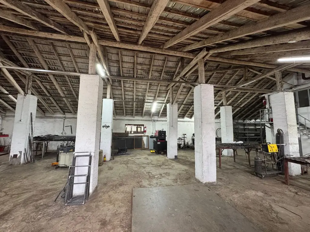 Proprietate industrială de vânzare sau închiriere – Comuna Frătești
