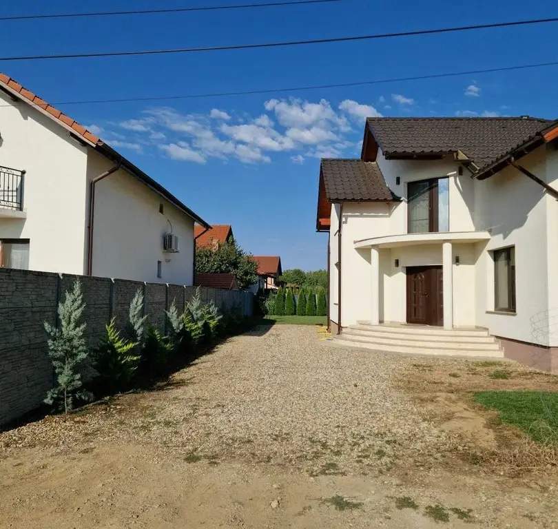 Casă de vanzare în Paulesti Satu Mare