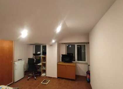 3 camere, zona Dacia, 93 mp, decomandat