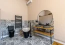 Apartament ULTRACENTRAL cu 3 camere, la cheie, renovat recent