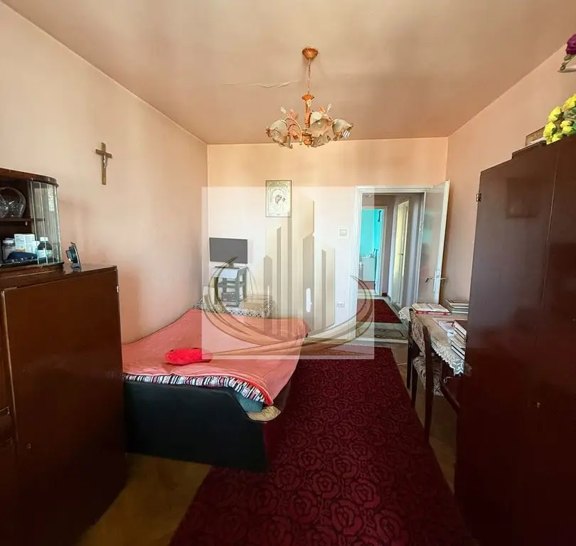 Apartament 3 camere Girocului 65mp 105000 euro