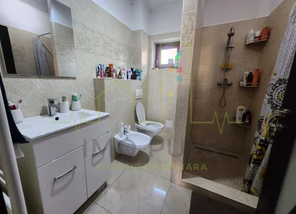 Casa individuala. Becicherec. Se poate achizitiona inca 500 mp teren.