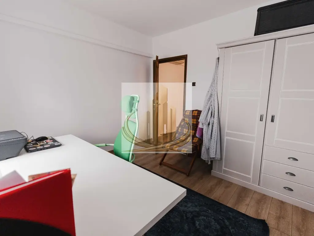 Apartament 4 camere Central 100mp 245000 euro