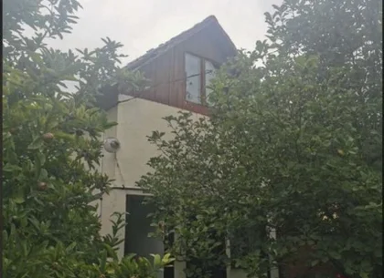 Teren cu casuta in Bercu Rosu