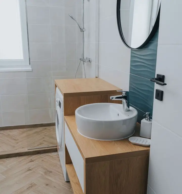 3 camere, ultracentral, Oradea. 239 000 E