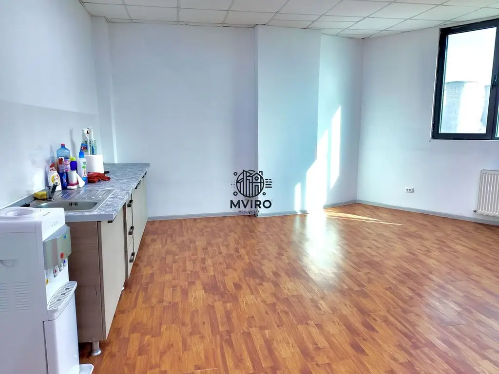Spatiu de birouri de inchiriat in zona Grozavesti - cladire moderna cu fatada de