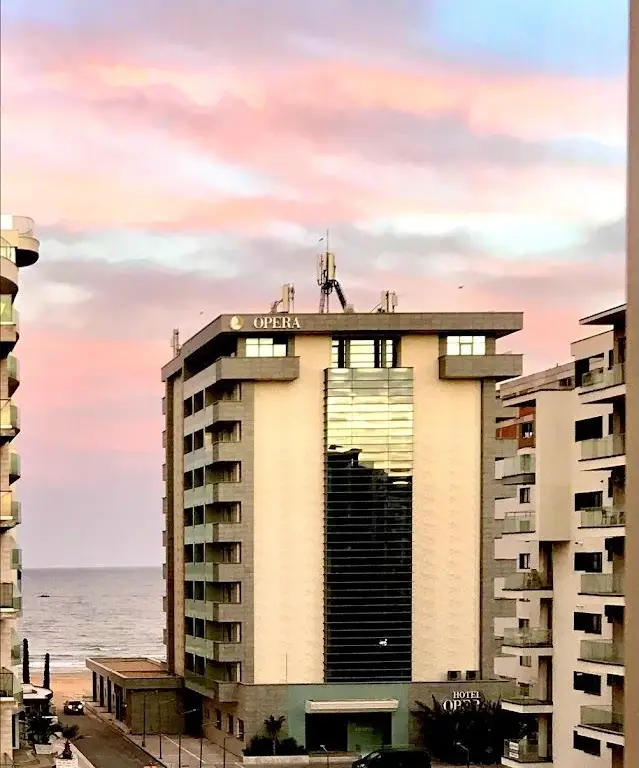 Studio de vanzare 40 mp Et. 3/4 Mamaia nord Twin Rezidence aproape de plaja