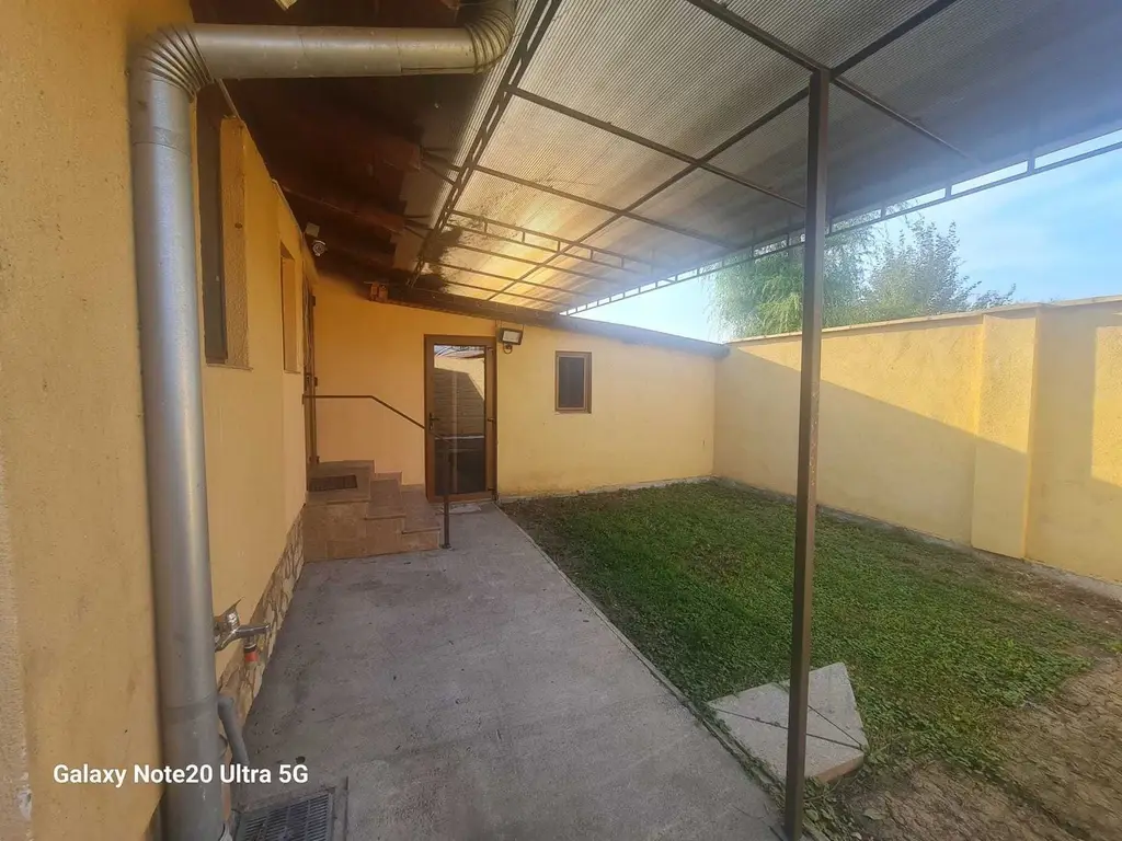 BRASADAS vinde casă 4 cam 3.15 ari zona L Blaga.