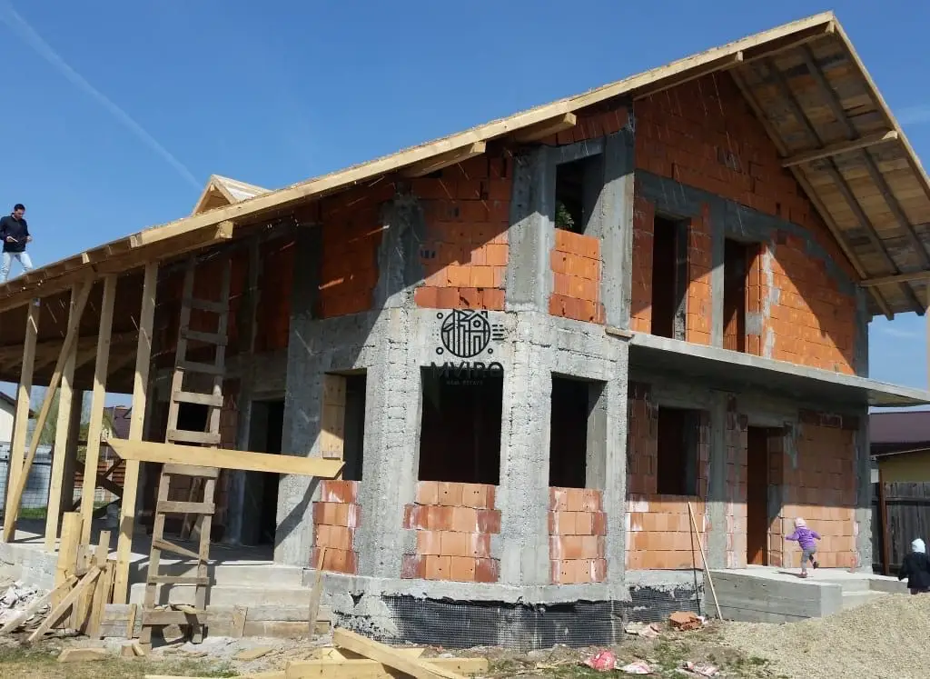 Vilă Modernă și Spațioasă în Comuna Berceni – 185.000€