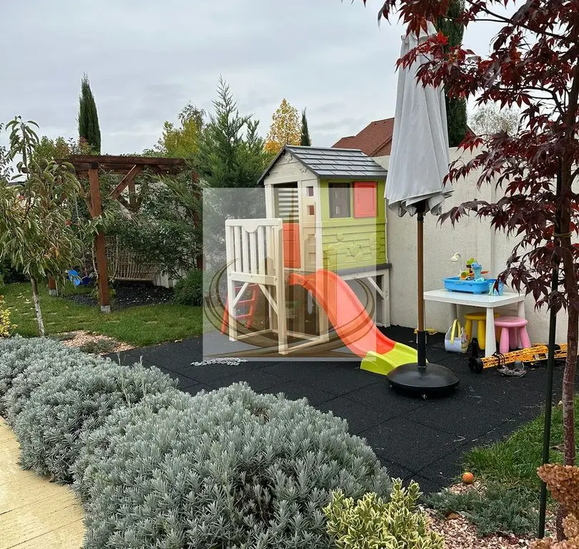 Duplex premium cu 4 camere, 3 bai | Dumbrăvița | Curte spectaculoasă