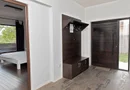 Vilă 5 dormitoare, 4 băi, 2 248mp teren, piscină. Preț: 229 000 E.