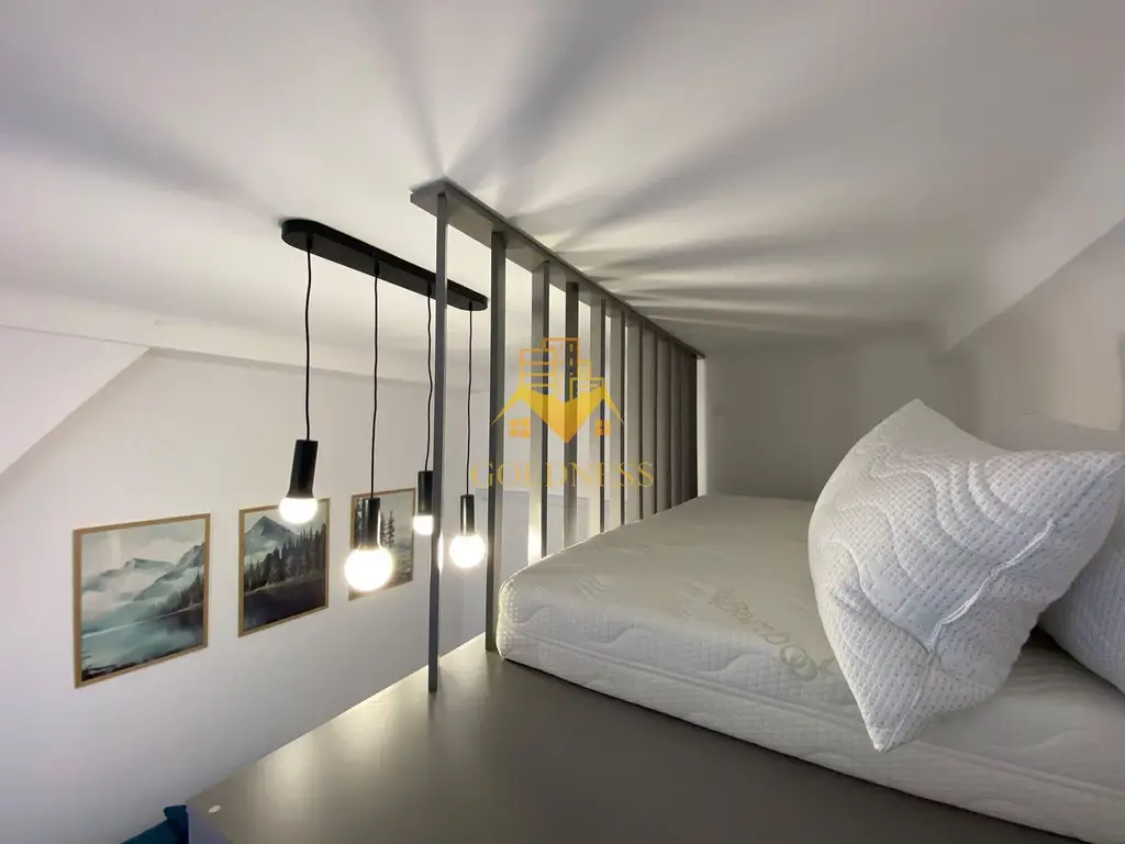 Apartament 40 mp la 2 minute de Piata Muzeului! Bloc istoric cu lift!