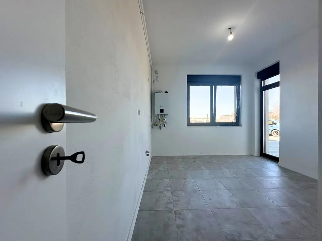 Apartament tip studio de vânzare lângă Paradisul Acvatic cu parcare si boxa