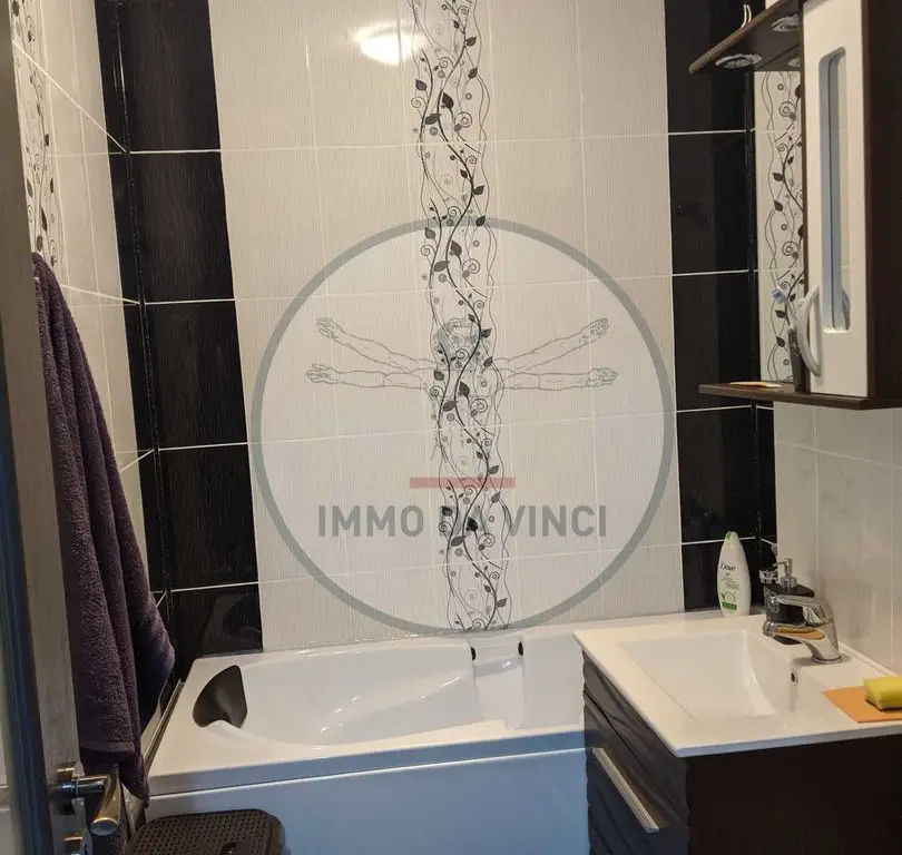 Apartament 2 camere decomandat, 55 MP, terasa, loc de parcare