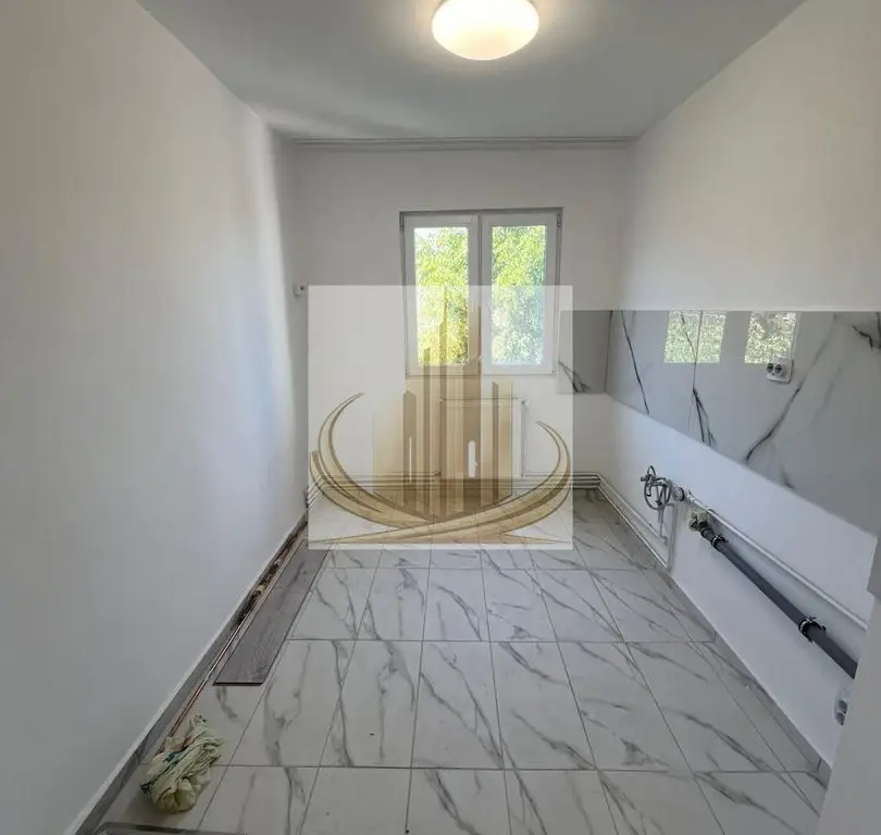Ap 2 cam| Renovat integral | Etaj Intermediar | Shopping City | Turist