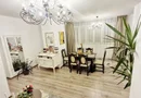 BRASADAS vinde ap 4 cam 130 mp in cladire istorica.