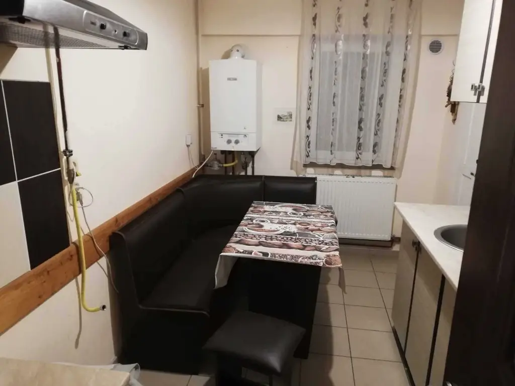 Apartament 2 camere decomandat langa Kaufland Carei