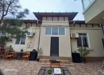 BRASADAS vinde casa curte comuna 3 cam 77mp HALA TRAIAN