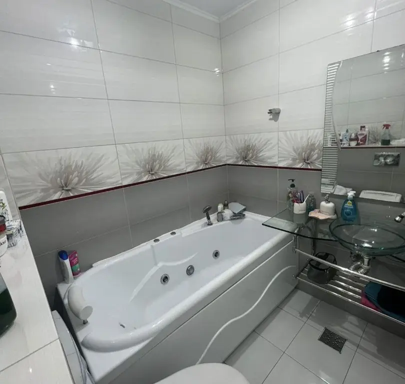 Ap 3 camere de vanzare/Tomis plis/ E1//Constanta Litoral