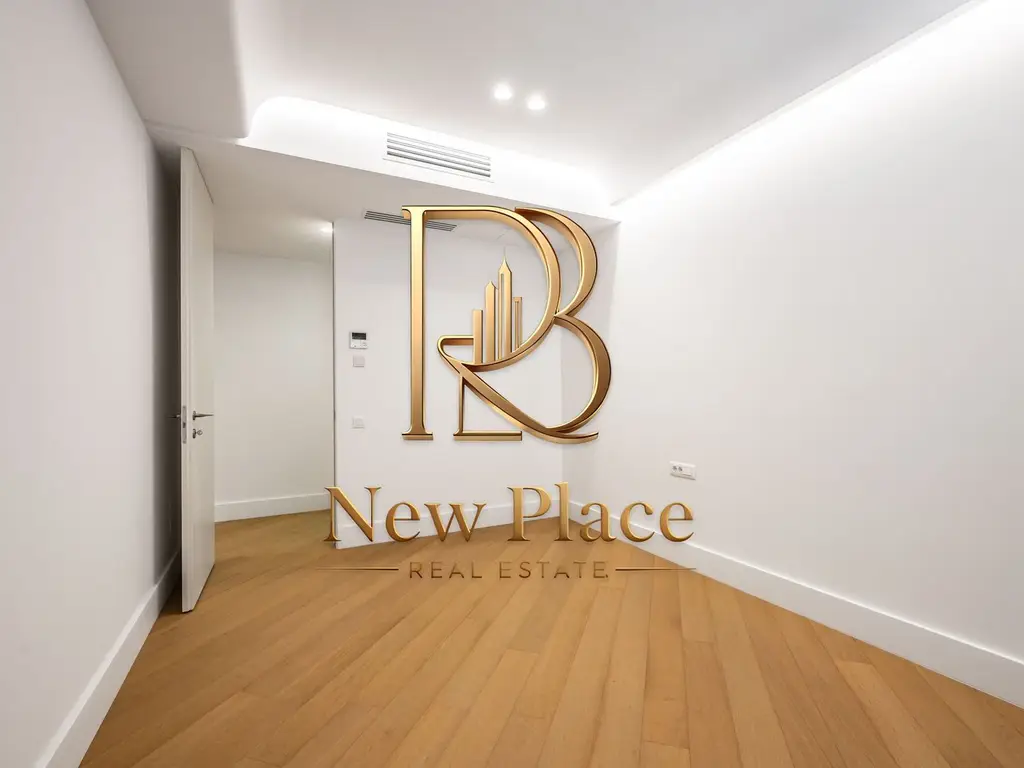 CORTINA 126 | Ultra Lux | Exclusivitate | 2,500 Eur/mpc | Terasa de 13 mp