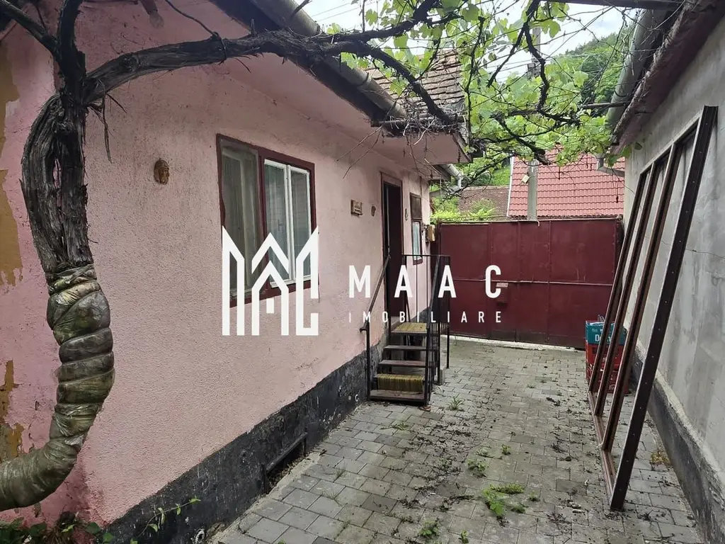 Casă individuală 3 camere | Strada Principală, Rășinari | 70 mp, 1985