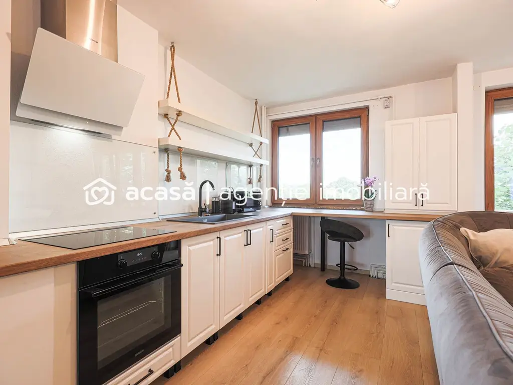 REZERVAT! 95.000 € – lux, liniște și natură, B-dul Revoluției–Podgoria
