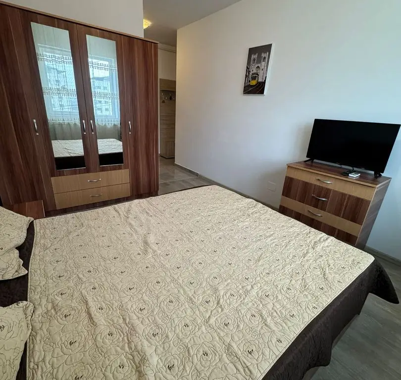 Garsonieră decomandată de închiriat, Militari Residence, Str. Rezervelor 55C
