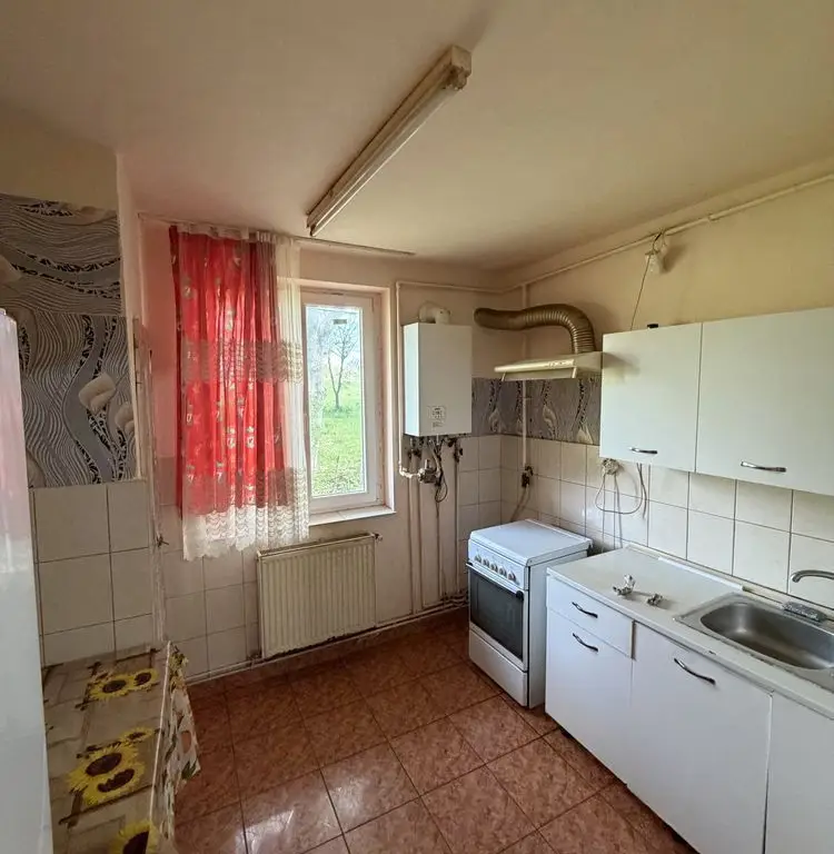 Apartament de vanzare -zona Soarelui