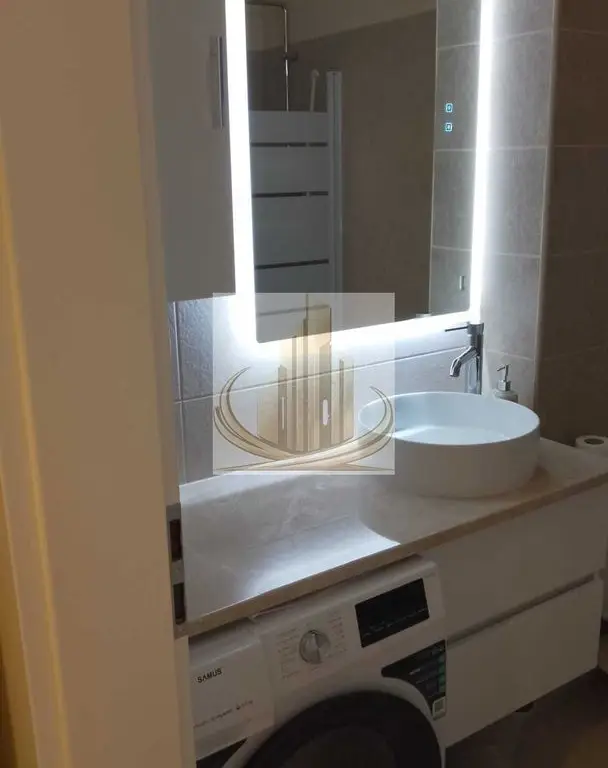 Proprietar vand  apartament nou 69 mp