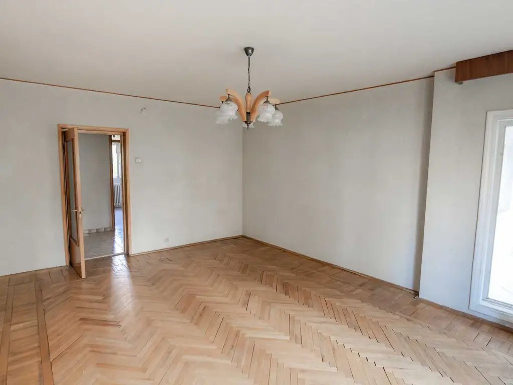 Vand apartament Piata Muncii, Calea Calarasilor, Decebal