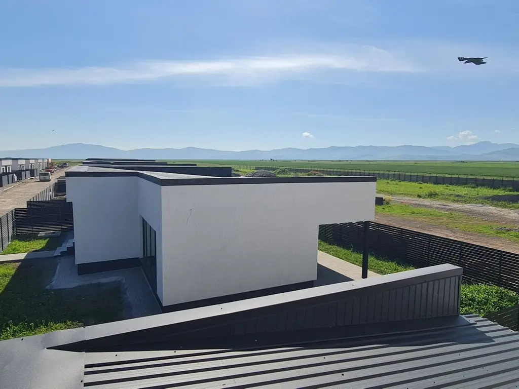Casa individuala 4 camere 3 bai garaj Cartier Izvor Tarlungeni Brasov