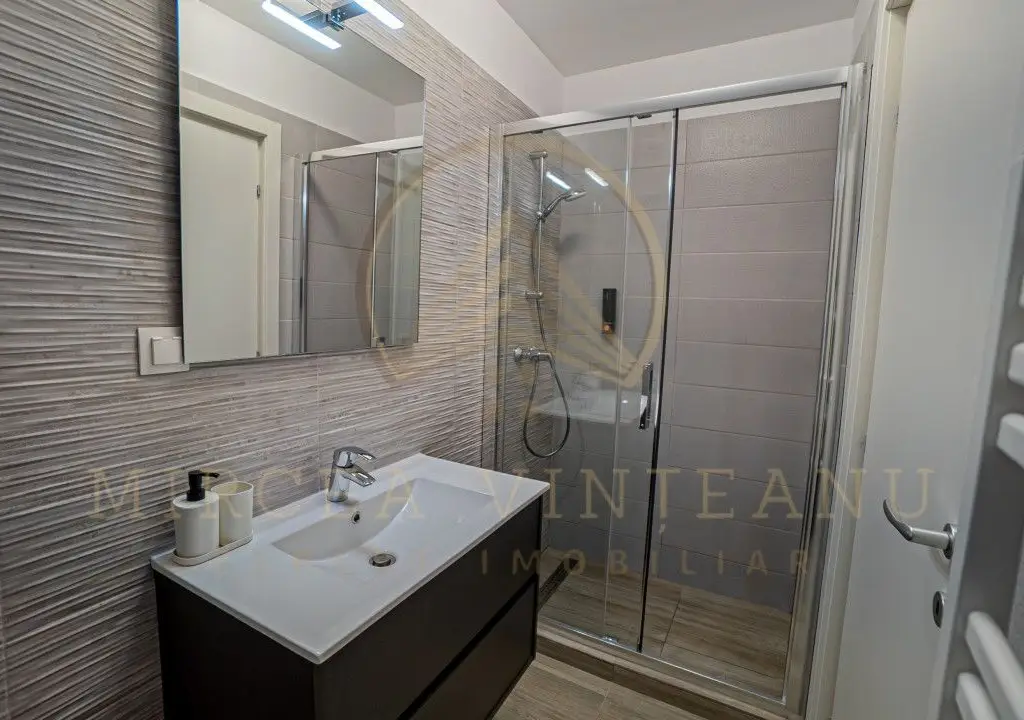 Apartament de 3 Camere și Terasă Panoramică în Complex Casa del Mar