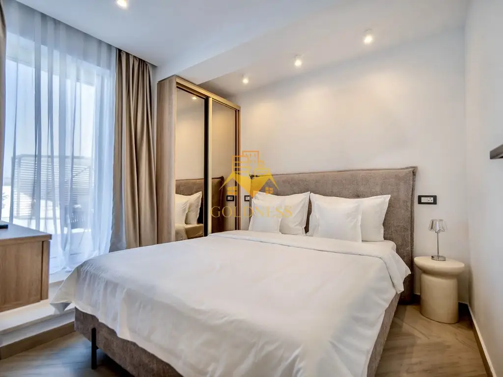 3 camere open space, Premium, Terasa 250 mp, Parcare, Intre Lacuri