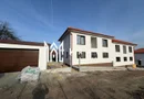 Casă Tip Duplex | 4 Camere | 2 Balcoane | Terasă | Șura Mică
