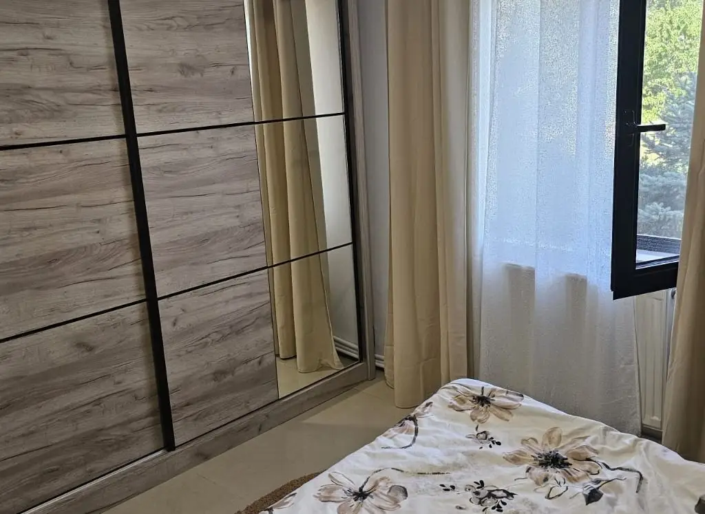 De inchiriat apartament cu 3 camere, zona Gara, 590 euro
