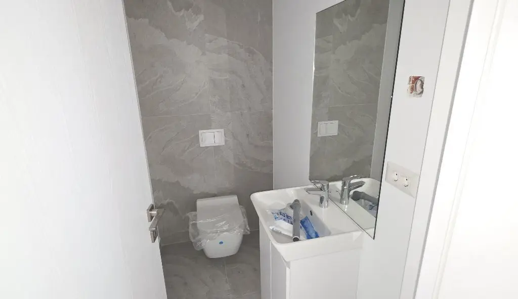 Giulesti duplex P+1 4 camere de vanzare
