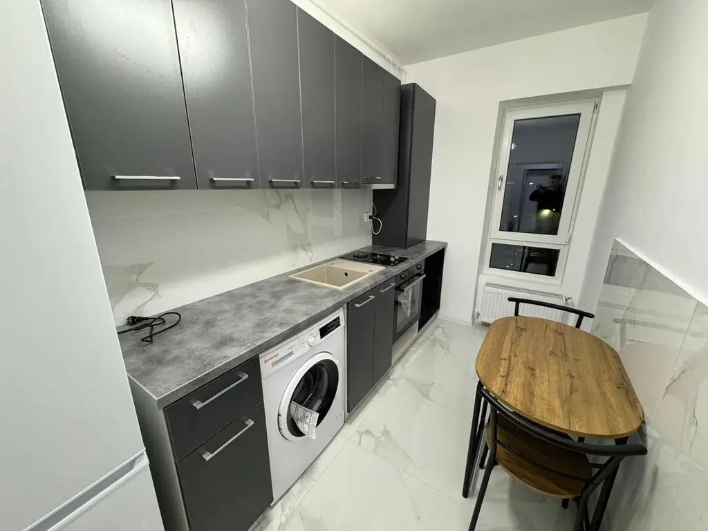 Garsonieră Envogue Residence, aproape de metrou, centrală proprie